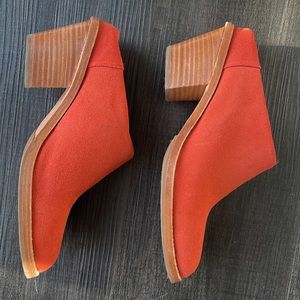 Poppy Barley orange suede mules